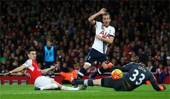 名中曾效力 名中曾效力